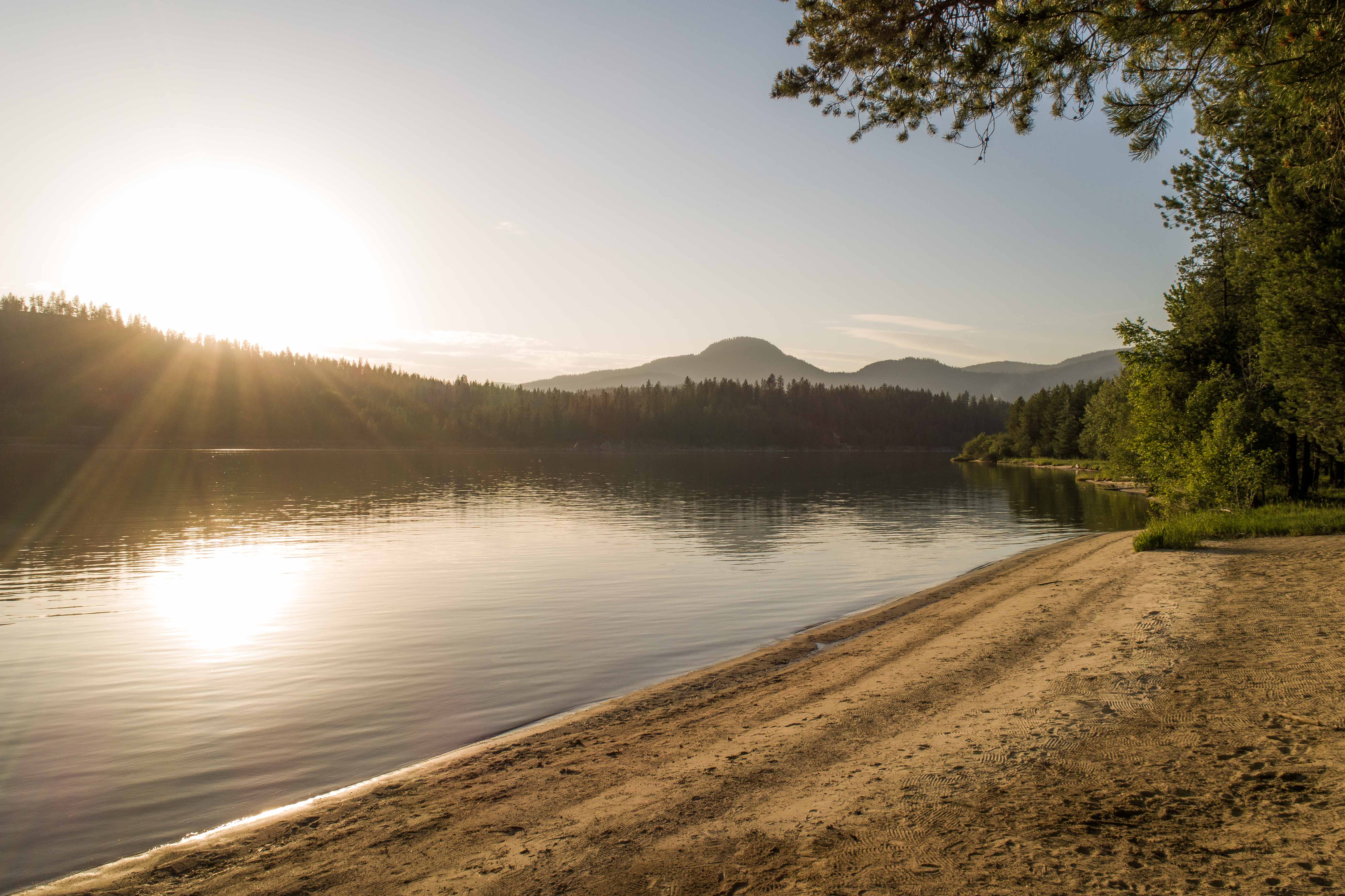 Northern Idaho Waterfront Ultimate Land Listings